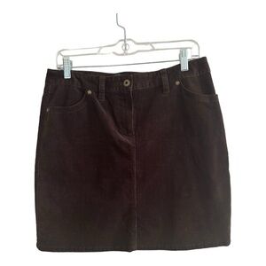 Brook Brothers Women’s Corduroy Mini Skirt, Size 8, Color Brown.